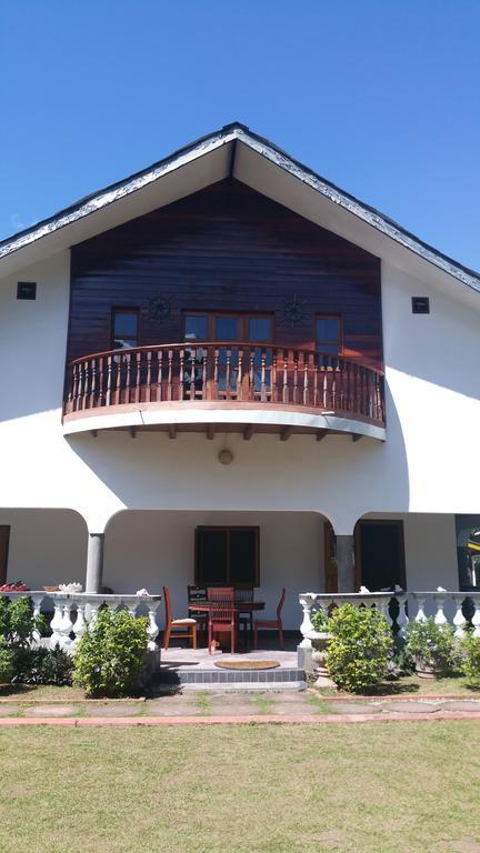 Belle Amie Self Catering Hotel ลาดิก ภายนอก รูปภาพ