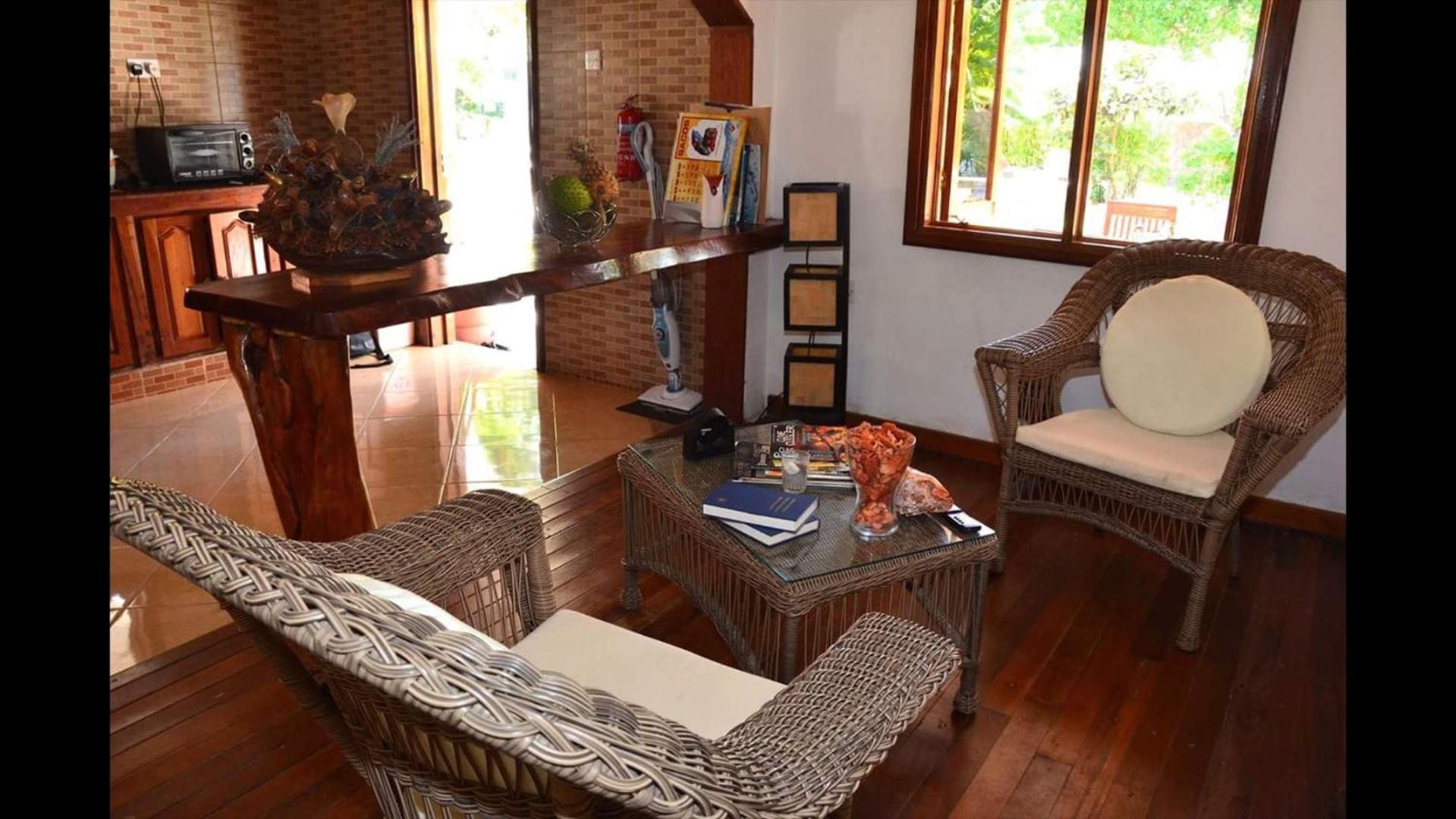 Belle Amie Self Catering Hotel ลาดิก ภายนอก รูปภาพ